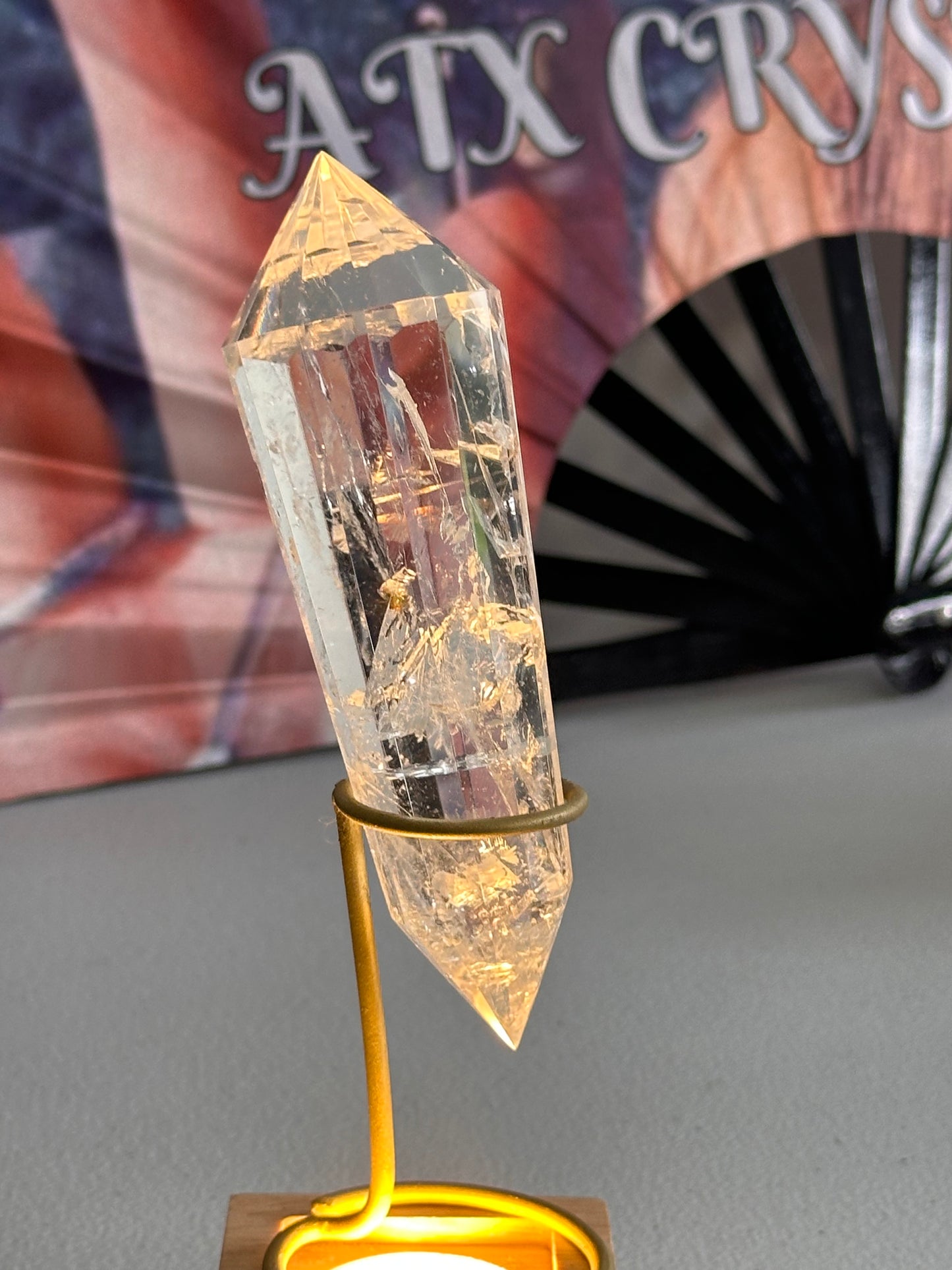 Clear Quartz Rainbow Vogel With Inclusions