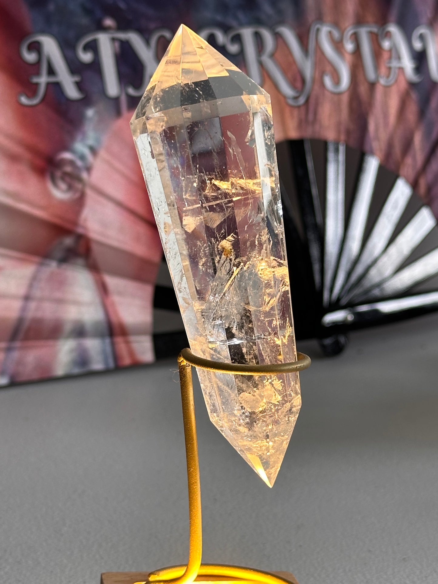 Clear Quartz Rainbow Vogel With Inclusions